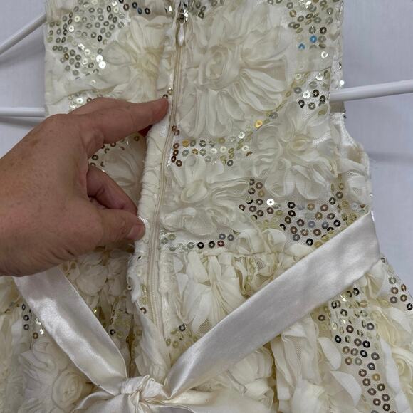 AMERICAN PRINCESS GIRL'S DRESS SIZE 3T IVORY GOLD SEQUIN RIBBON FLORAL - Picture 3 of 9